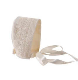 Conjunto Amberes de vestido y capota de piqué para bebé de piqué con entredoses de bolillo