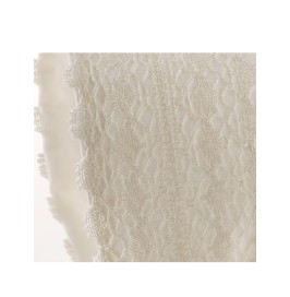 Capota de ceremonia y bautizo para bebé de batista organdizada y bolillo