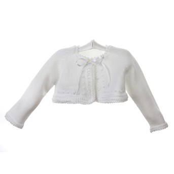 Chaqueta blanca de bebé con manga ranglan perfecta para los faldones de cintura